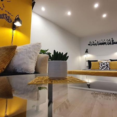 Violet Apartment With Air Condition Budapesta Exterior foto